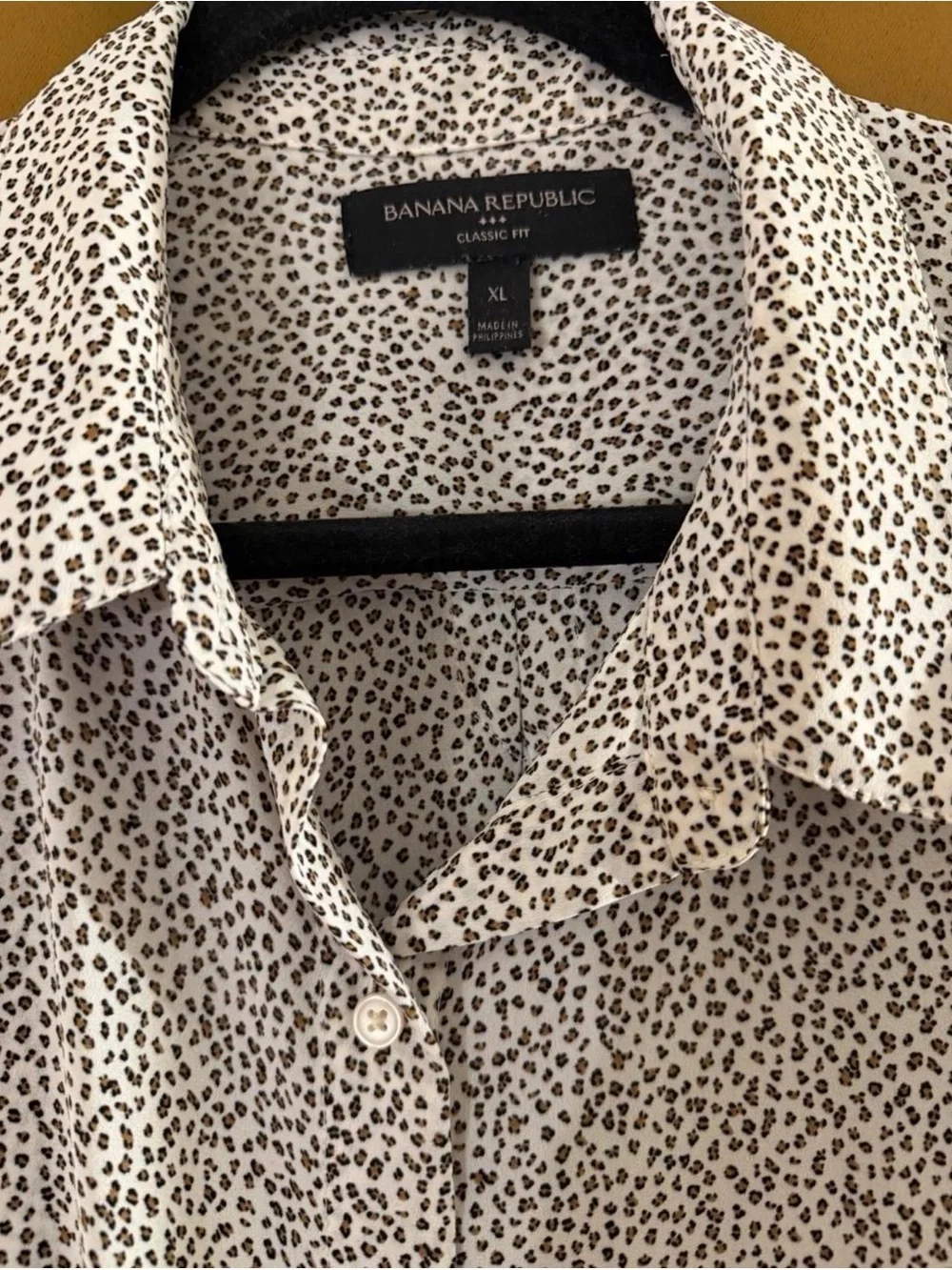 Banana Republic Woman’s Leopard Print Button-Up Shirt